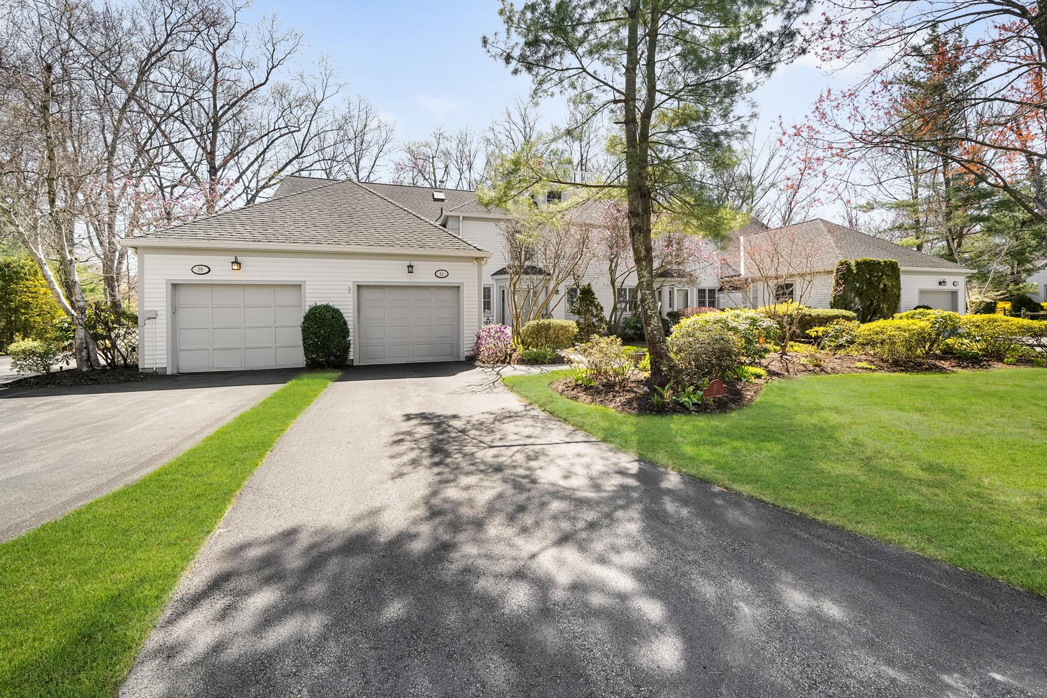 61 Brook Hills Circle, White Plains, New York image 1