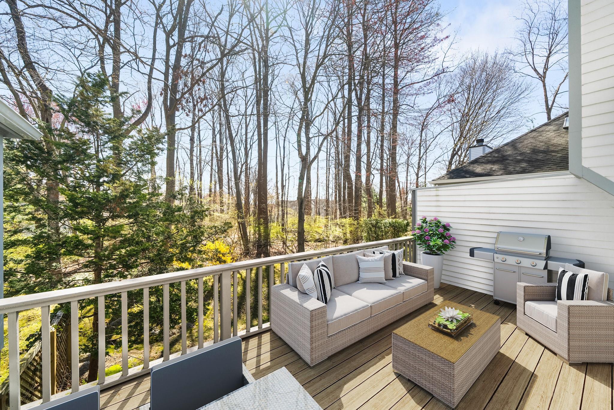 61 Brook Hills Circle, White Plains, New York image 13