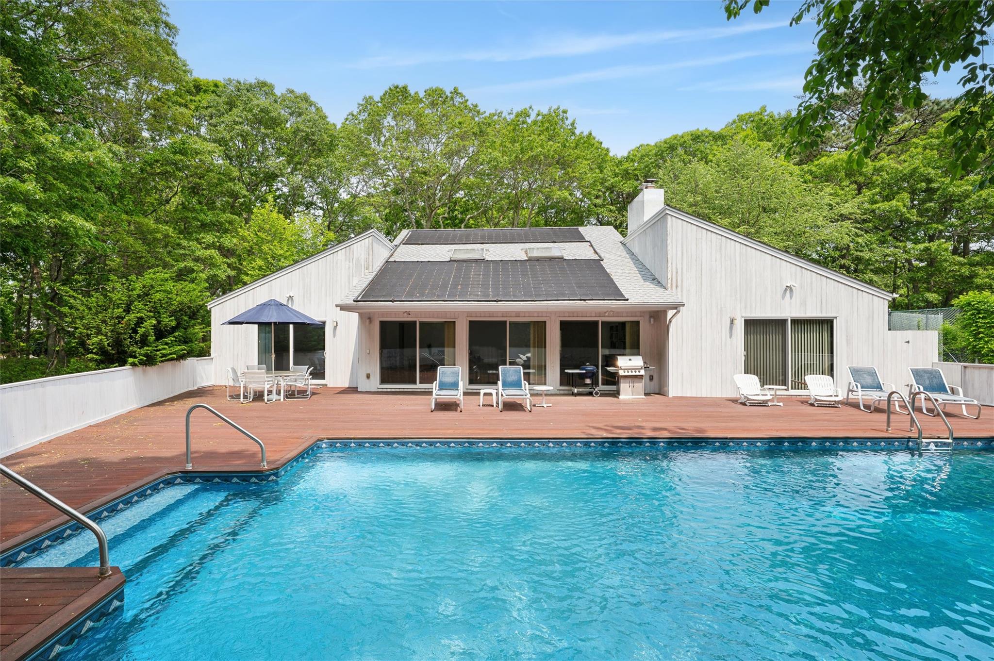 8 Midhampton Court, Quogue, New York image 18