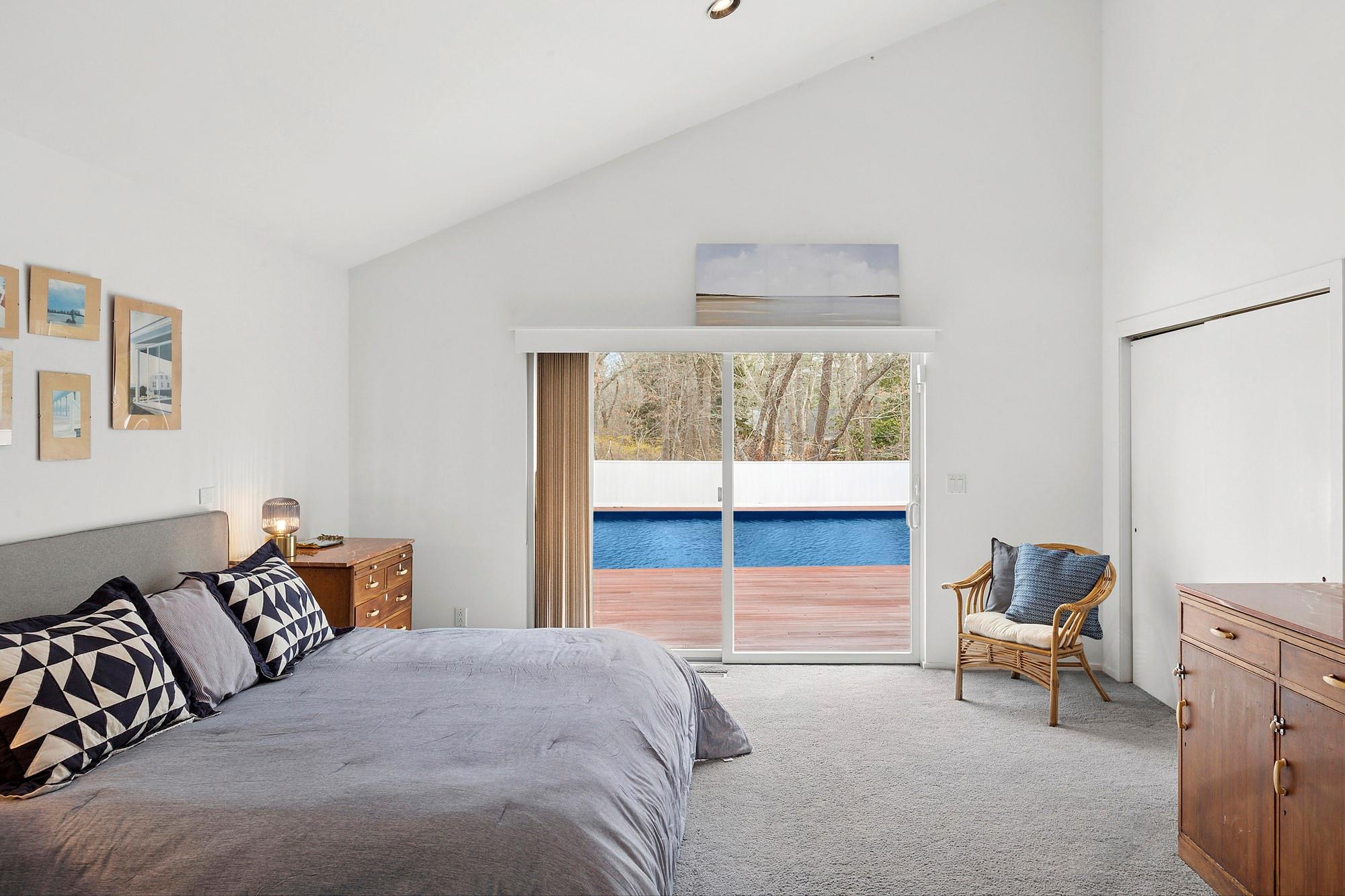 8 Midhampton Court, Quogue, New York image 4