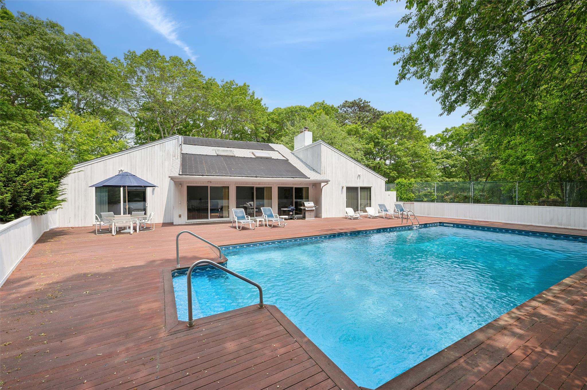 8 Midhampton Court, Quogue, New York image 17