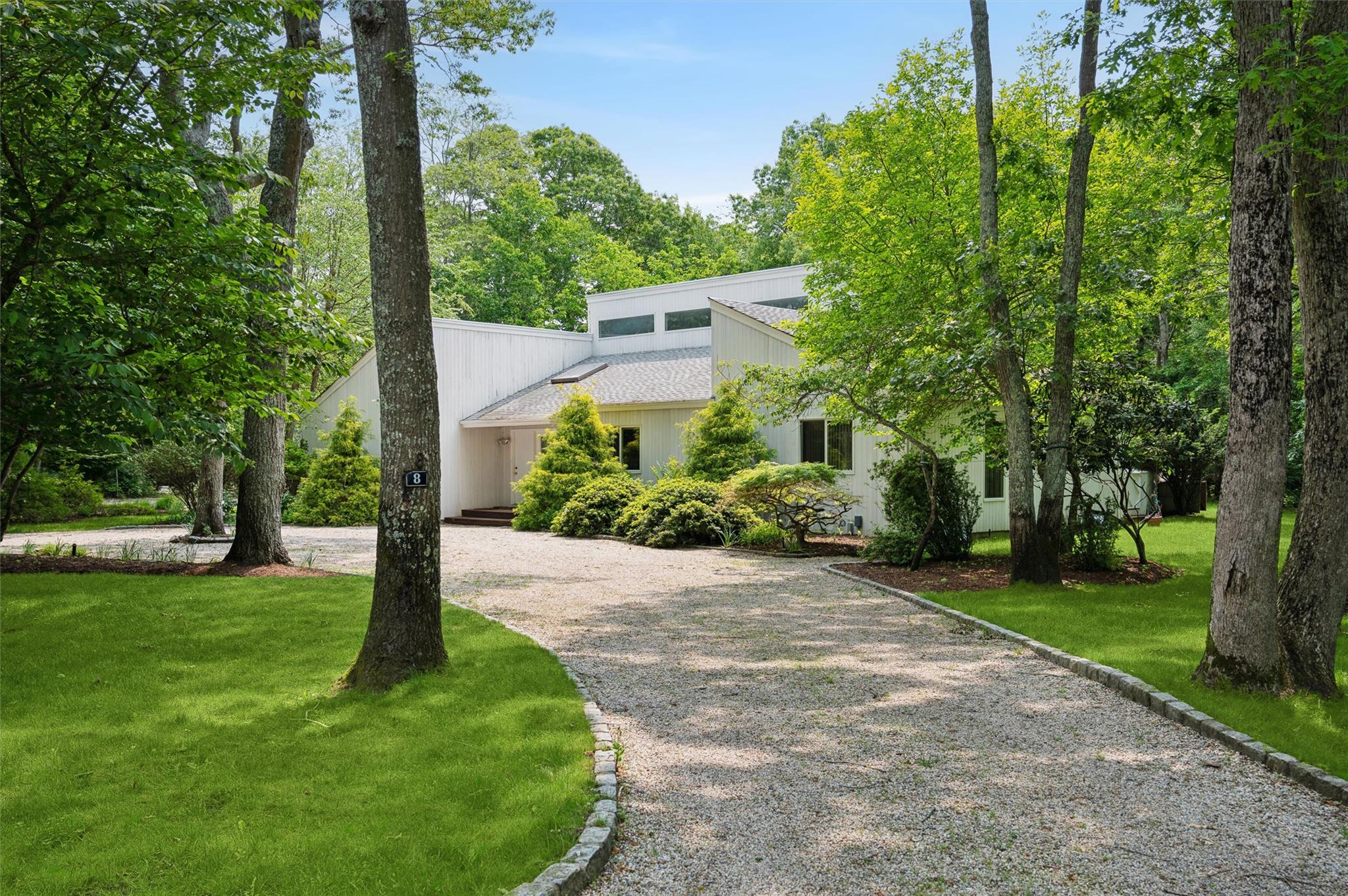 8 Midhampton Court, Quogue, New York image 11