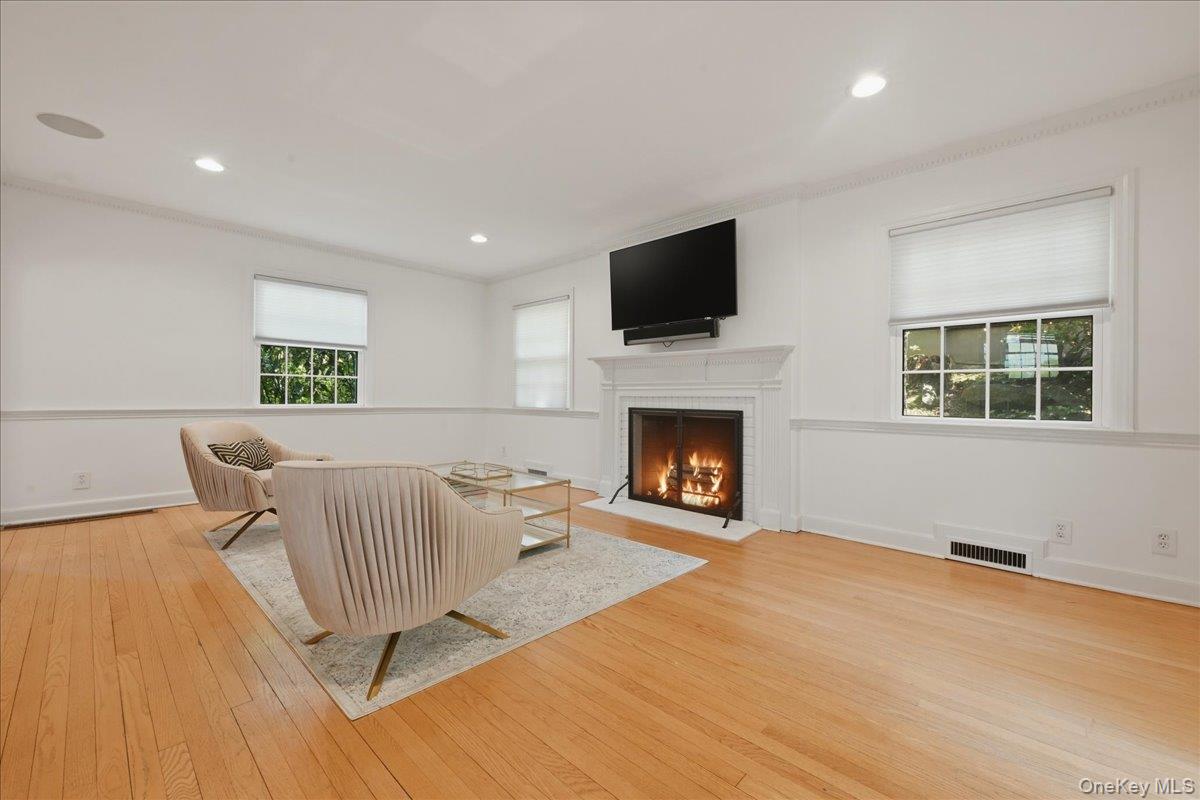214 Nassau Avenue