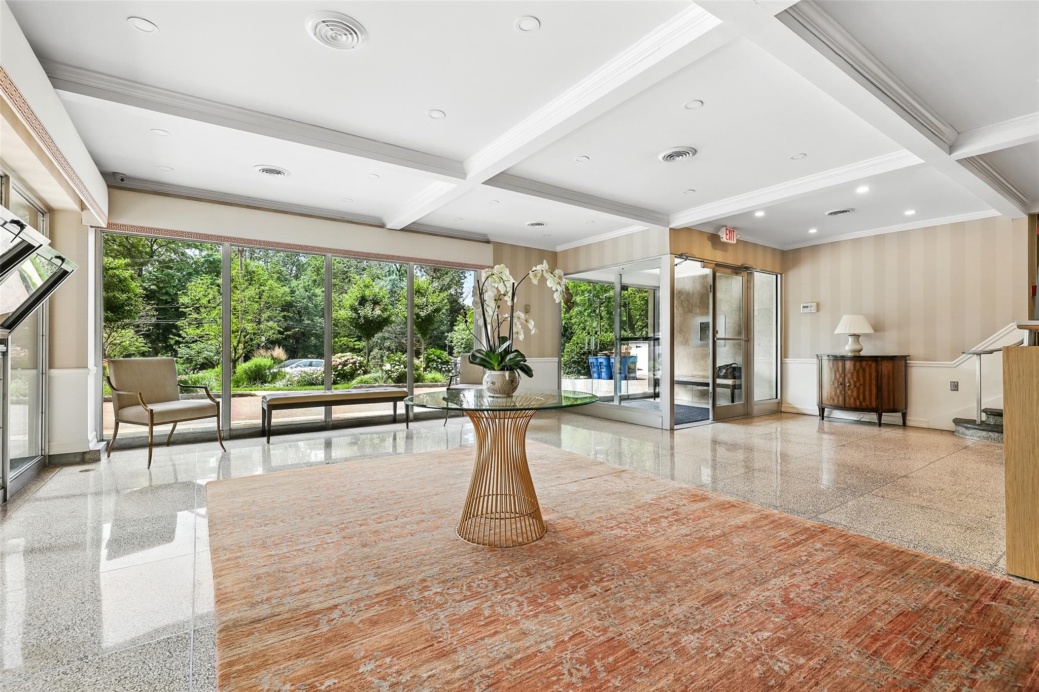 72 Pondfield Road 1H