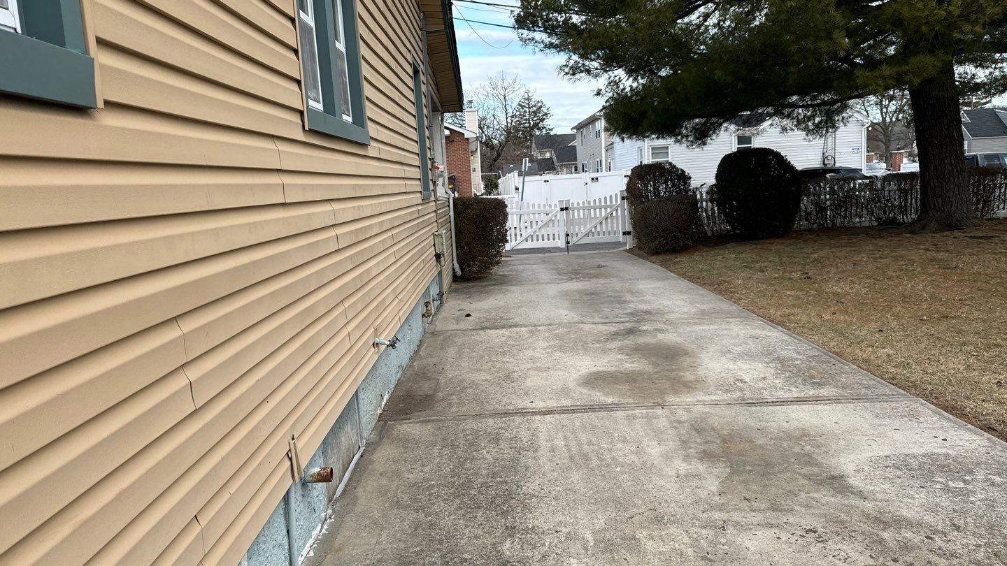 50 Mirin Avenue, Roosevelt, New York image 16