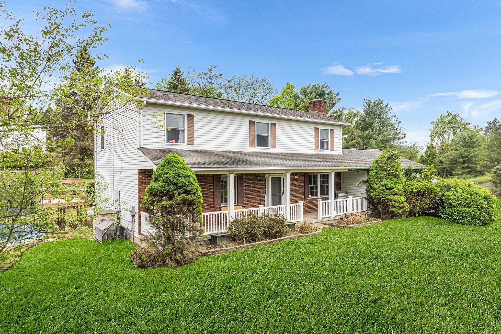 194 Overlook Road, Poughkeepsie, New York image 2