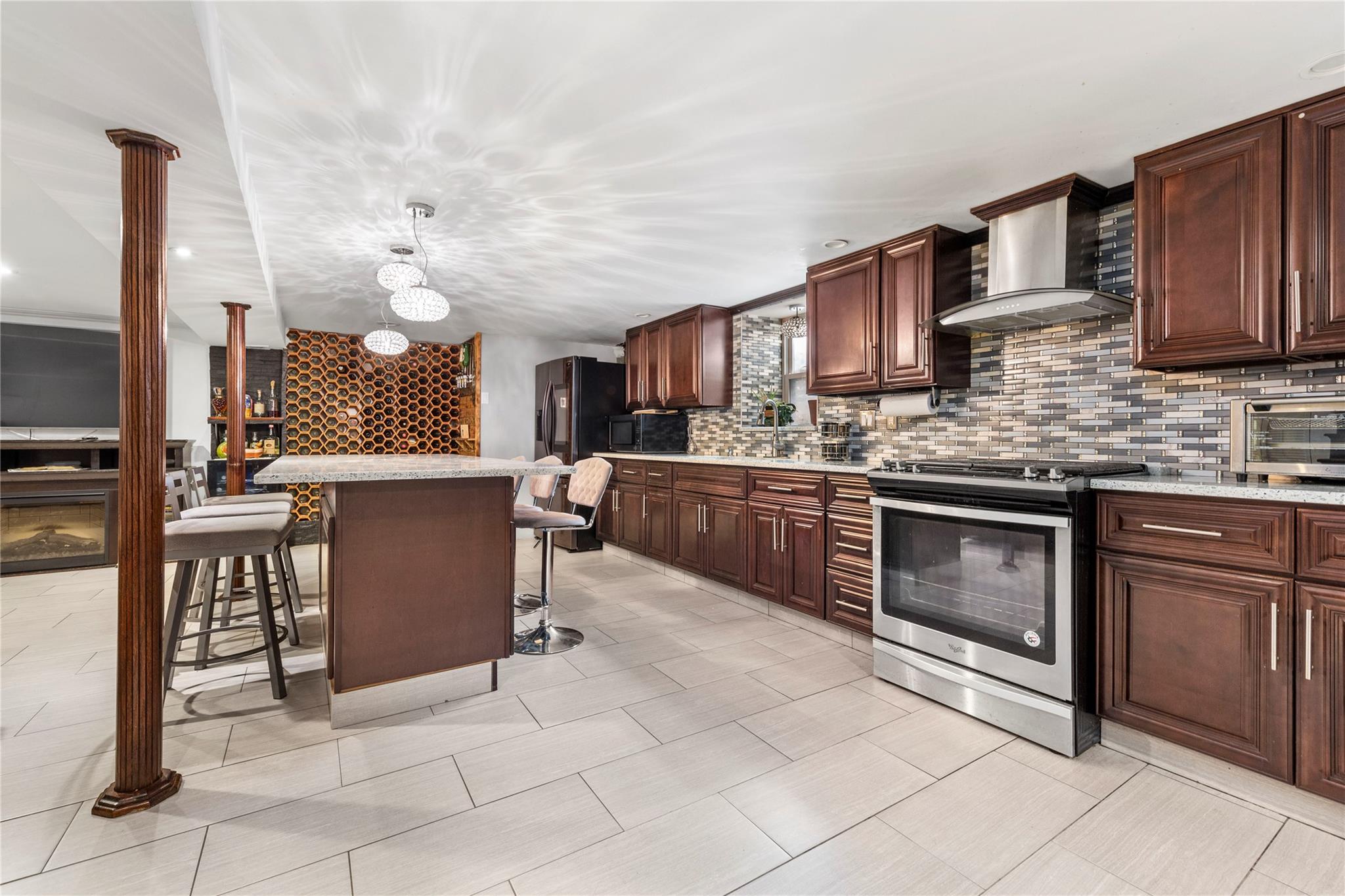 64 Remson Street, Valley Stream, New York image 12