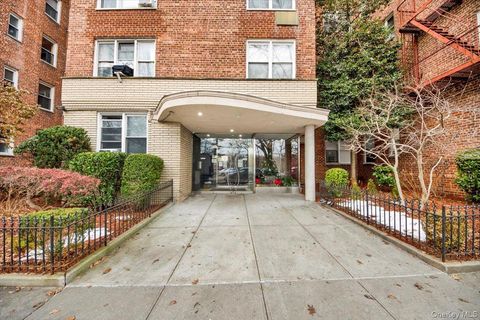 Homes For Sale - 4295 Webster Ave #3K<br/> Bronx, NY 10470