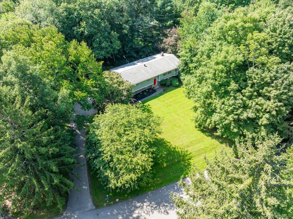 Photo of 119 Bonnie Brae Court, Granite Springs, NY 10527 (MLS # 1039317)