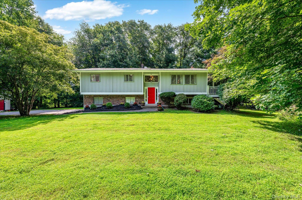 Photo of 119 Bonnie Brae Court, Granite Springs, NY 10527 (MLS # 1039317)
