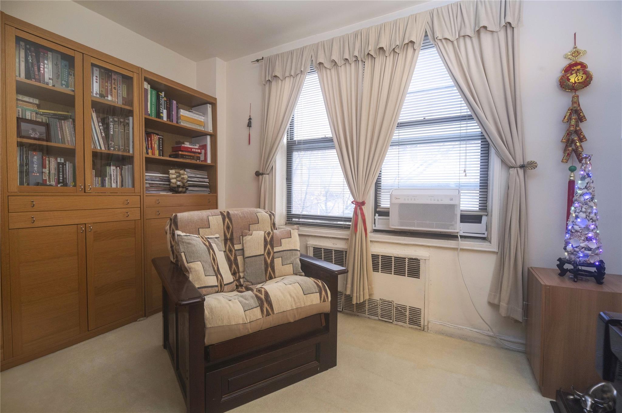 33-26 92 Street #3L, Jackson Heights, New York image 4