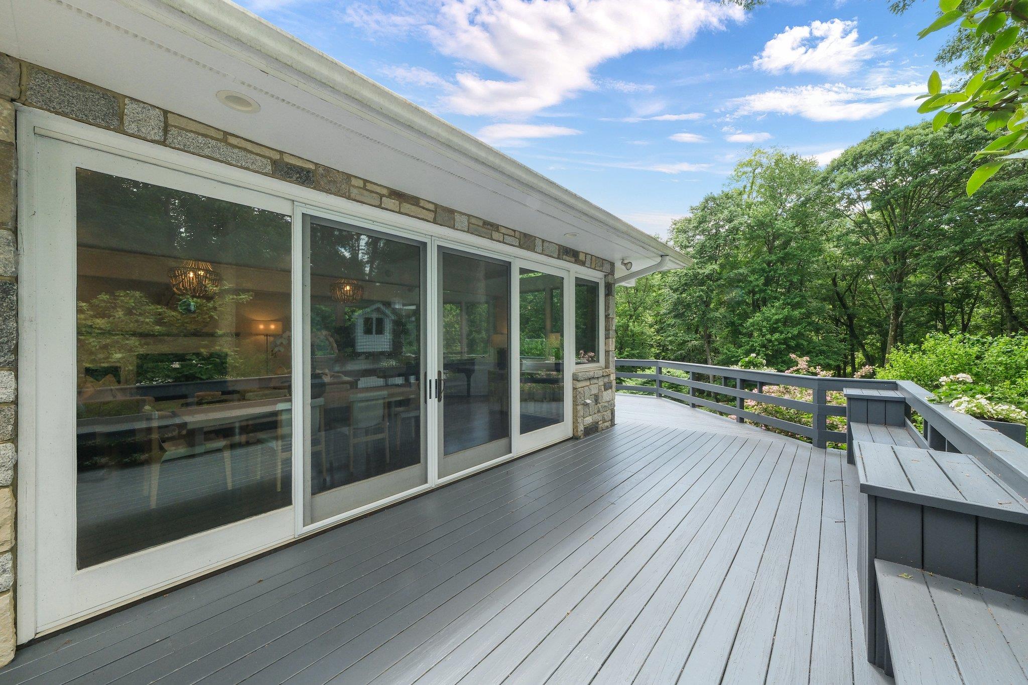 652 Long Hill Road, Briarcliff Manor, New York image 34