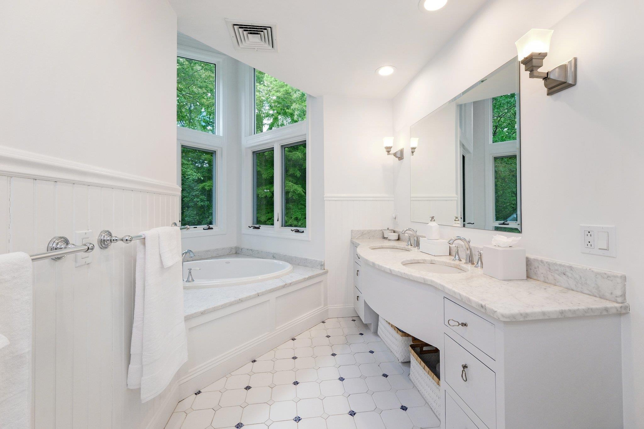 652 Long Hill Road, Briarcliff Manor, New York image 24