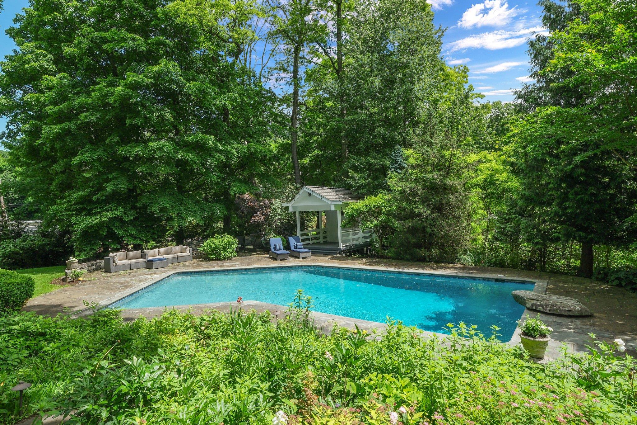 652 Long Hill Road, Briarcliff Manor, New York image 38