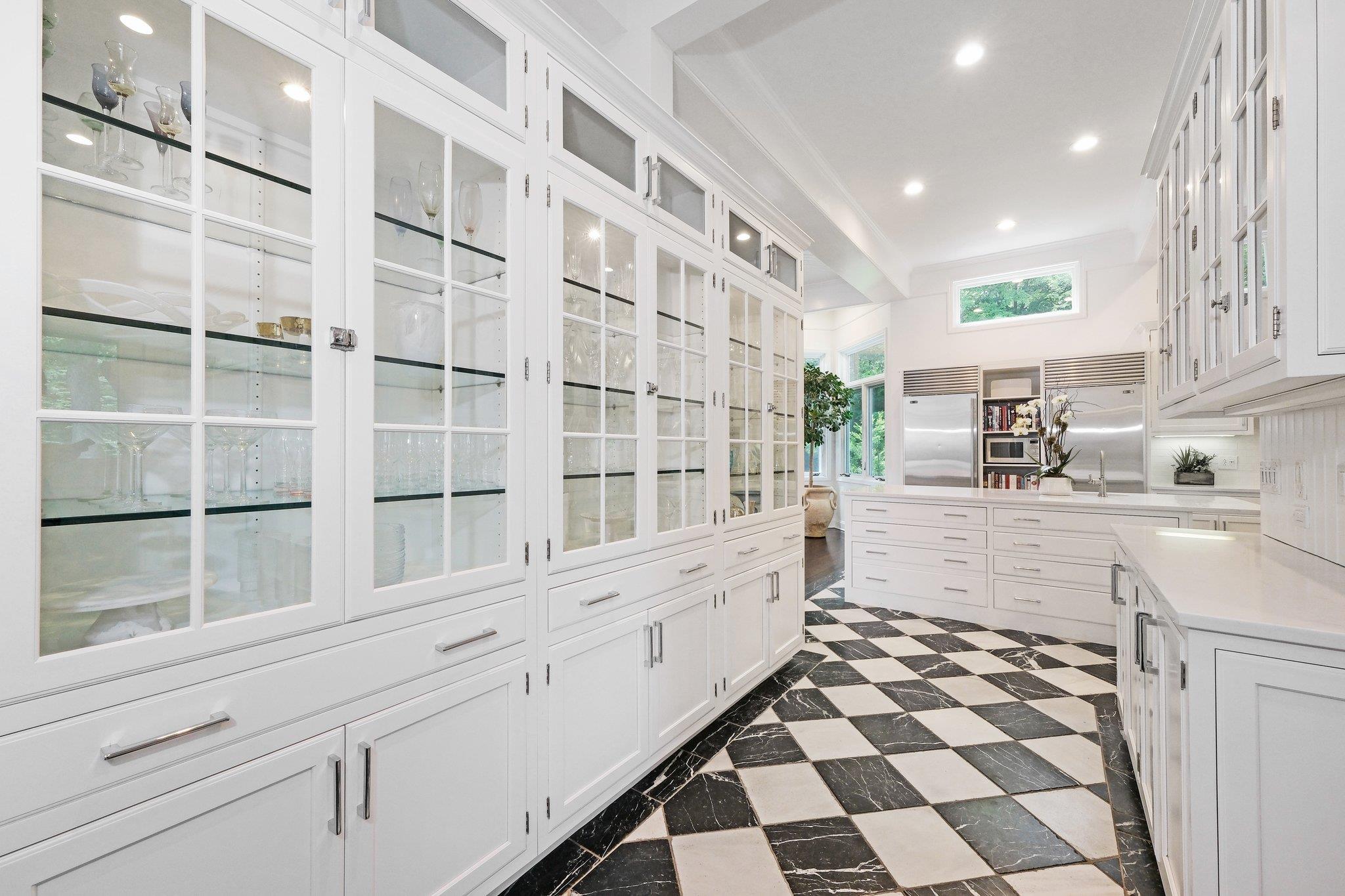 652 Long Hill Road, Briarcliff Manor, New York image 13