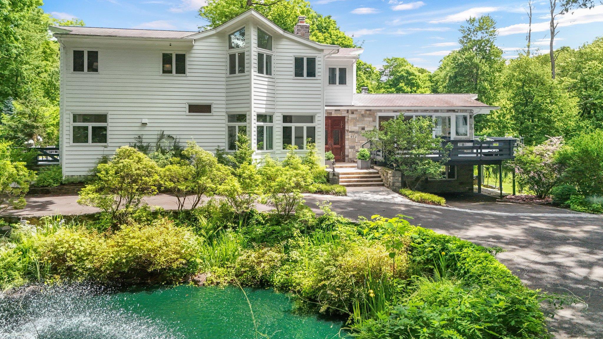 652 Long Hill Road, Briarcliff Manor, New York image 37