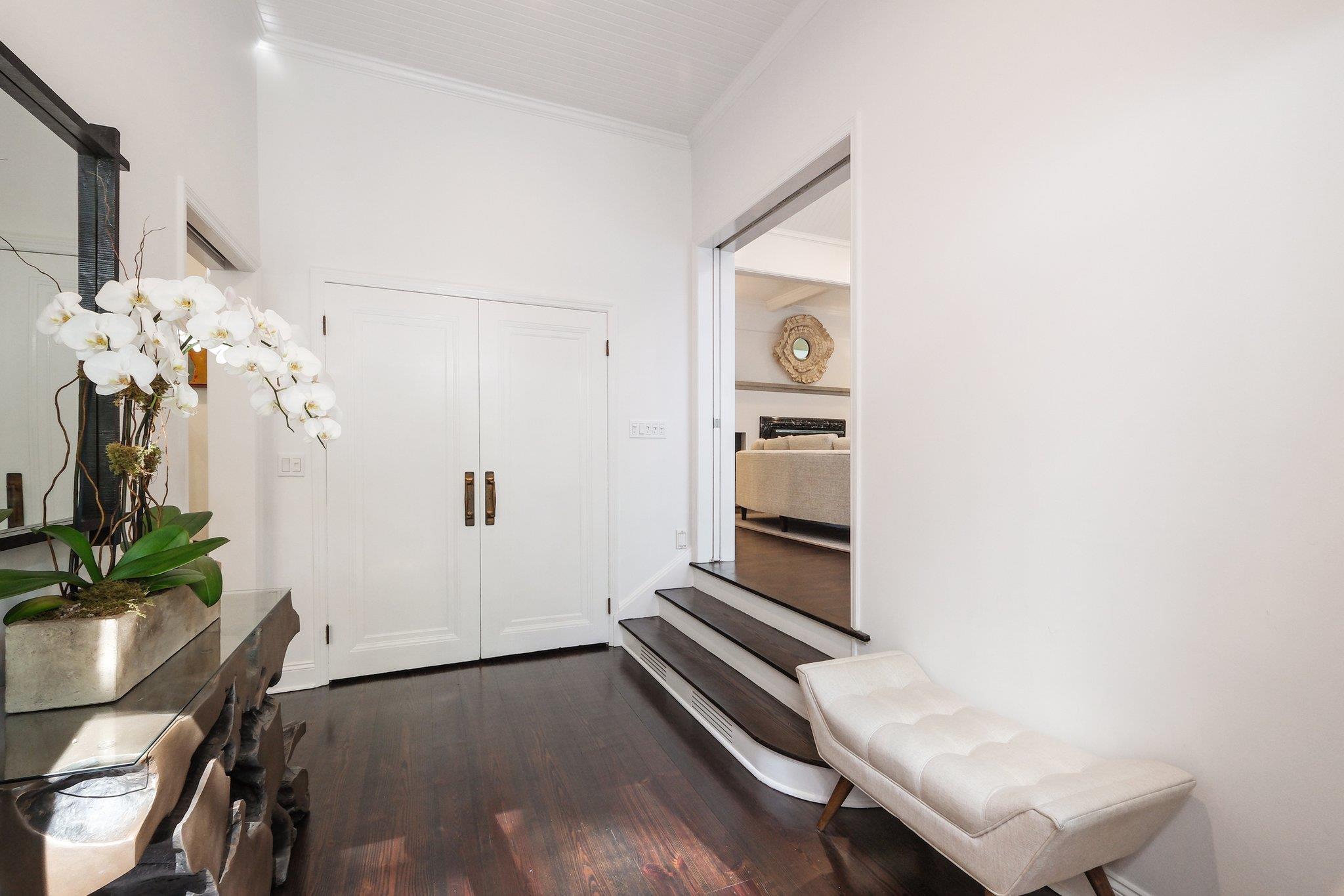 652 Long Hill Road, Briarcliff Manor, New York image 3