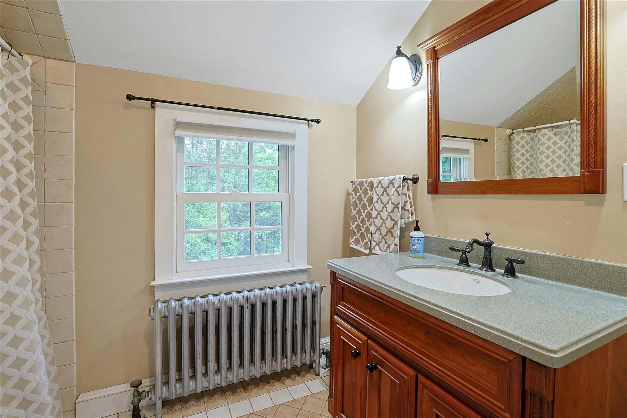200 New Hempstead Road, New City, New York image 27
