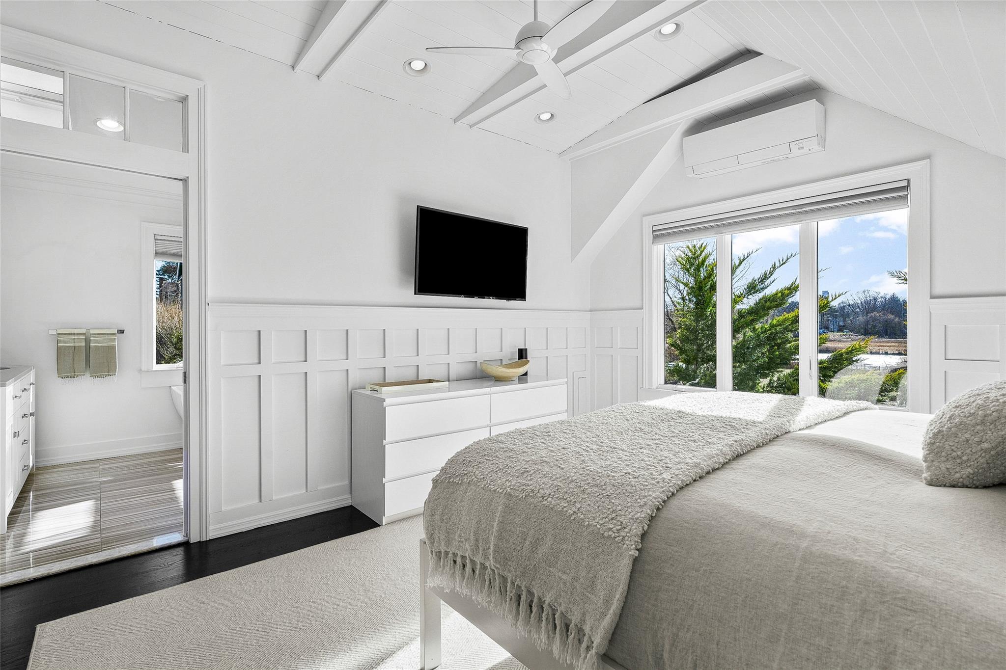 105 Willow Avenue, Larchmont, New York image 12