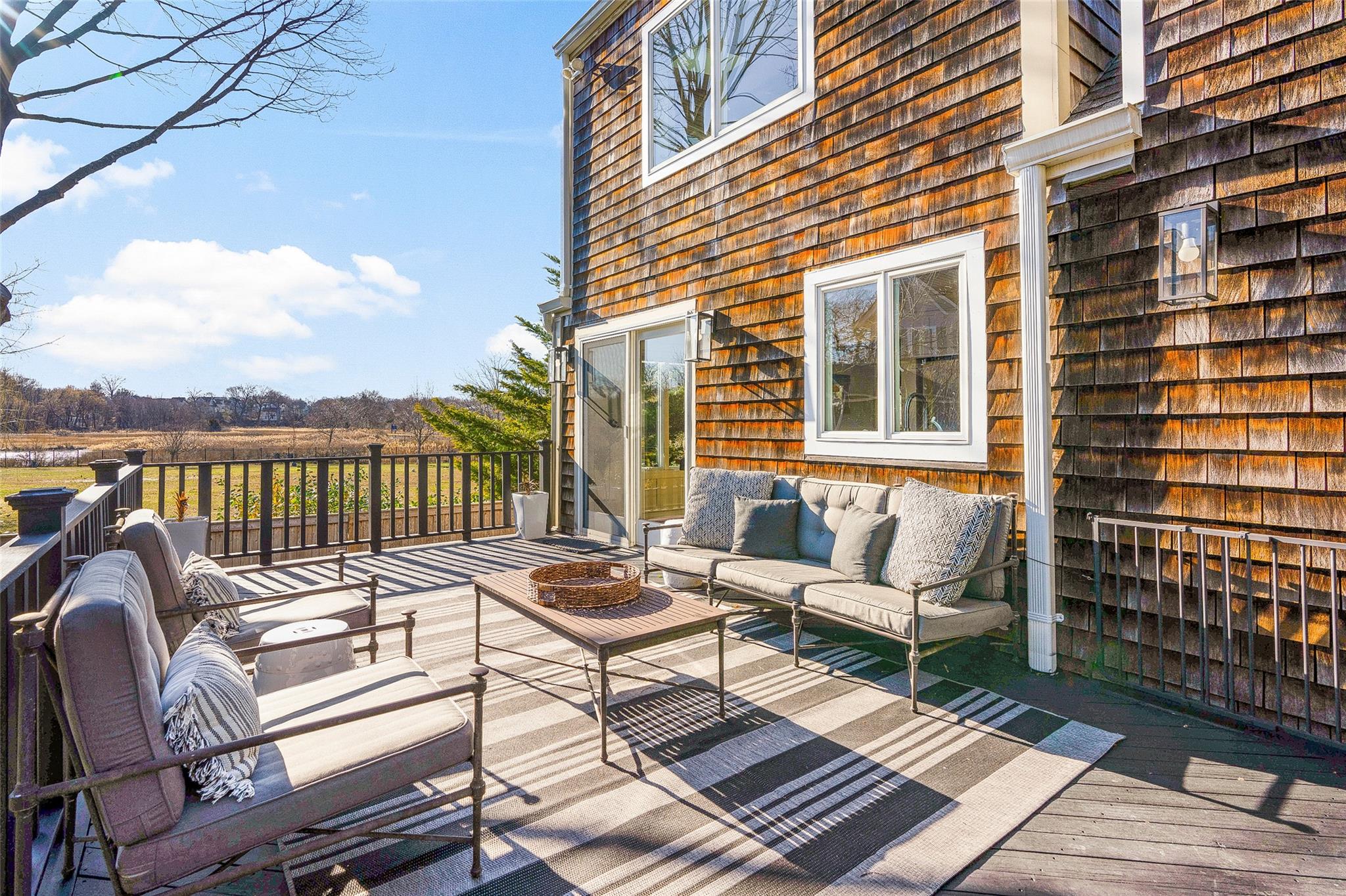 105 Willow Avenue, Larchmont, New York image 17