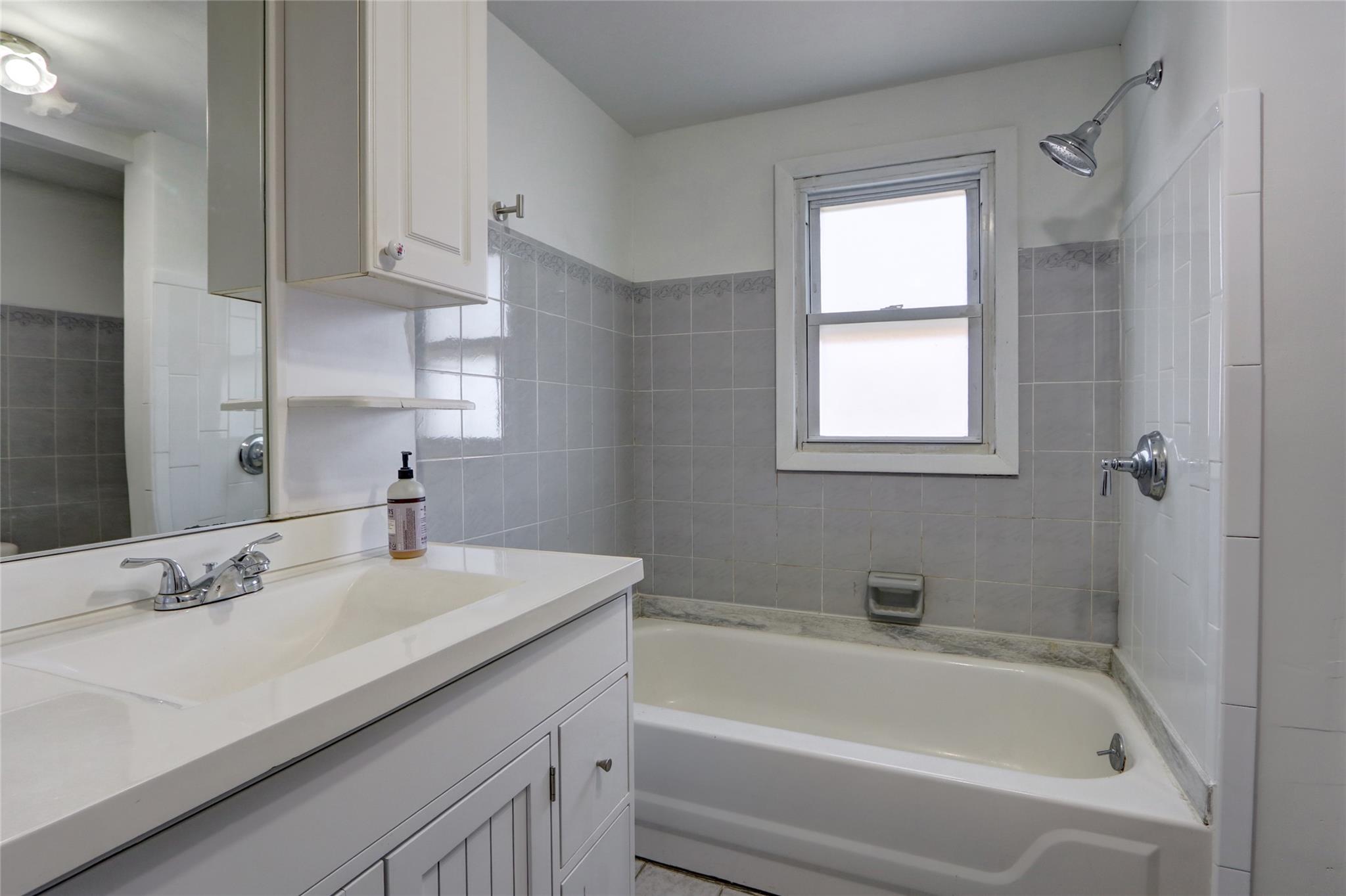 31 Ostend Road, Island Park, New York image 14