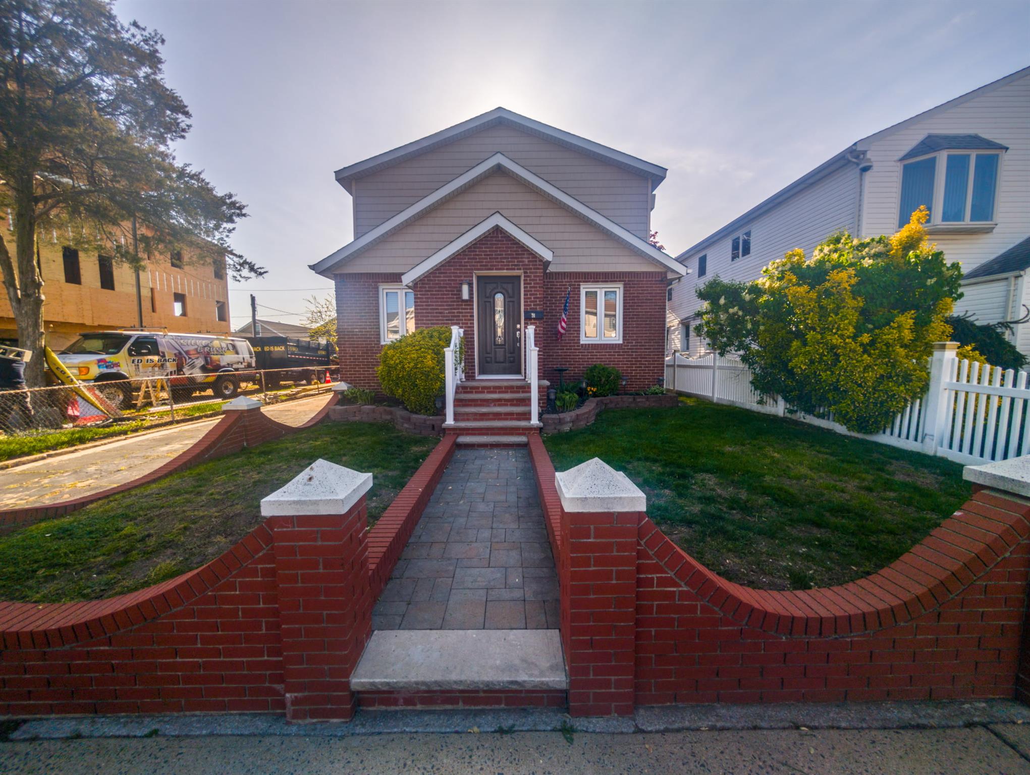 31 Ostend Road, Island Park, New York image 1