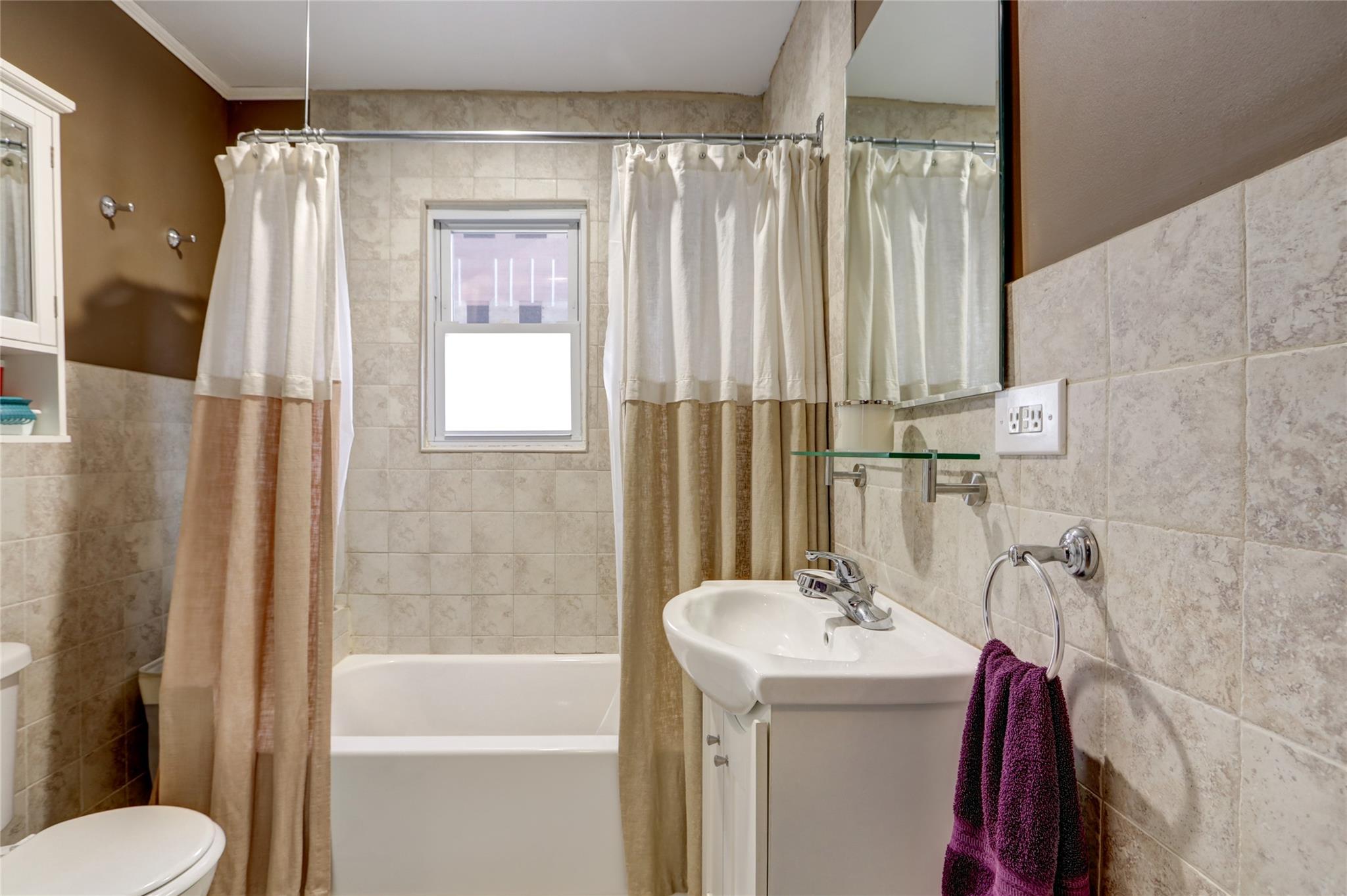 31 Ostend Road, Island Park, New York image 8