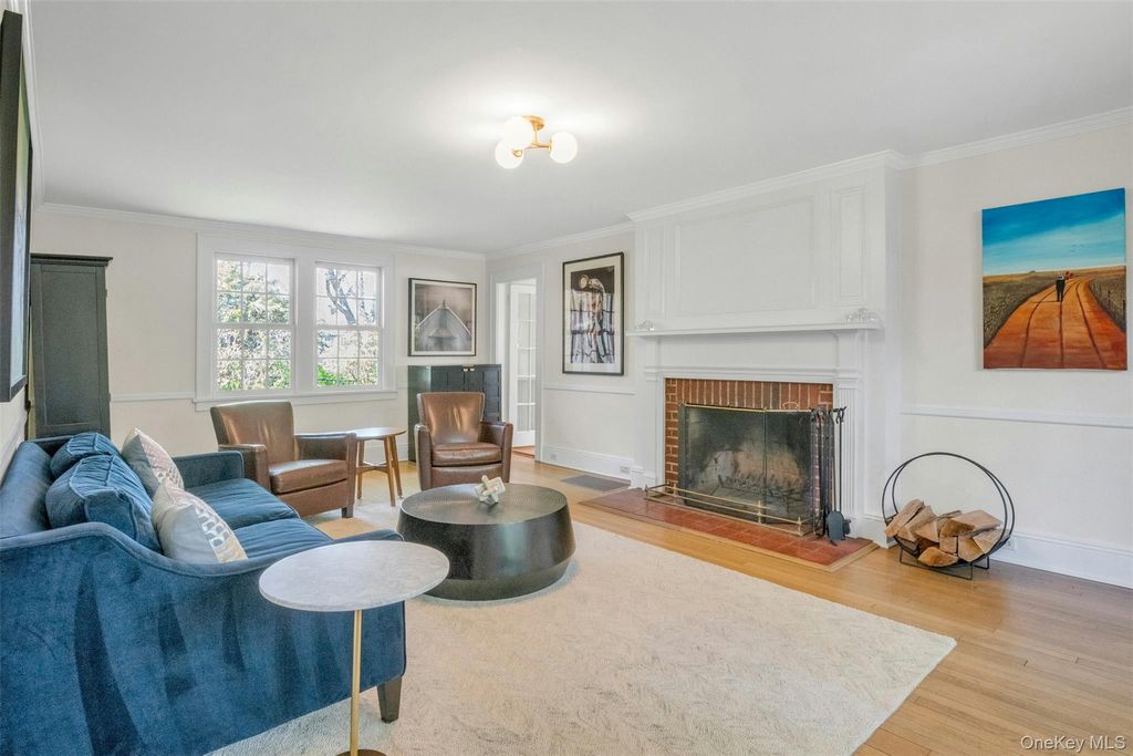 Photo of 305 S Barry Avenue, Mamaroneck, NY 10543 (MLS # 984480)