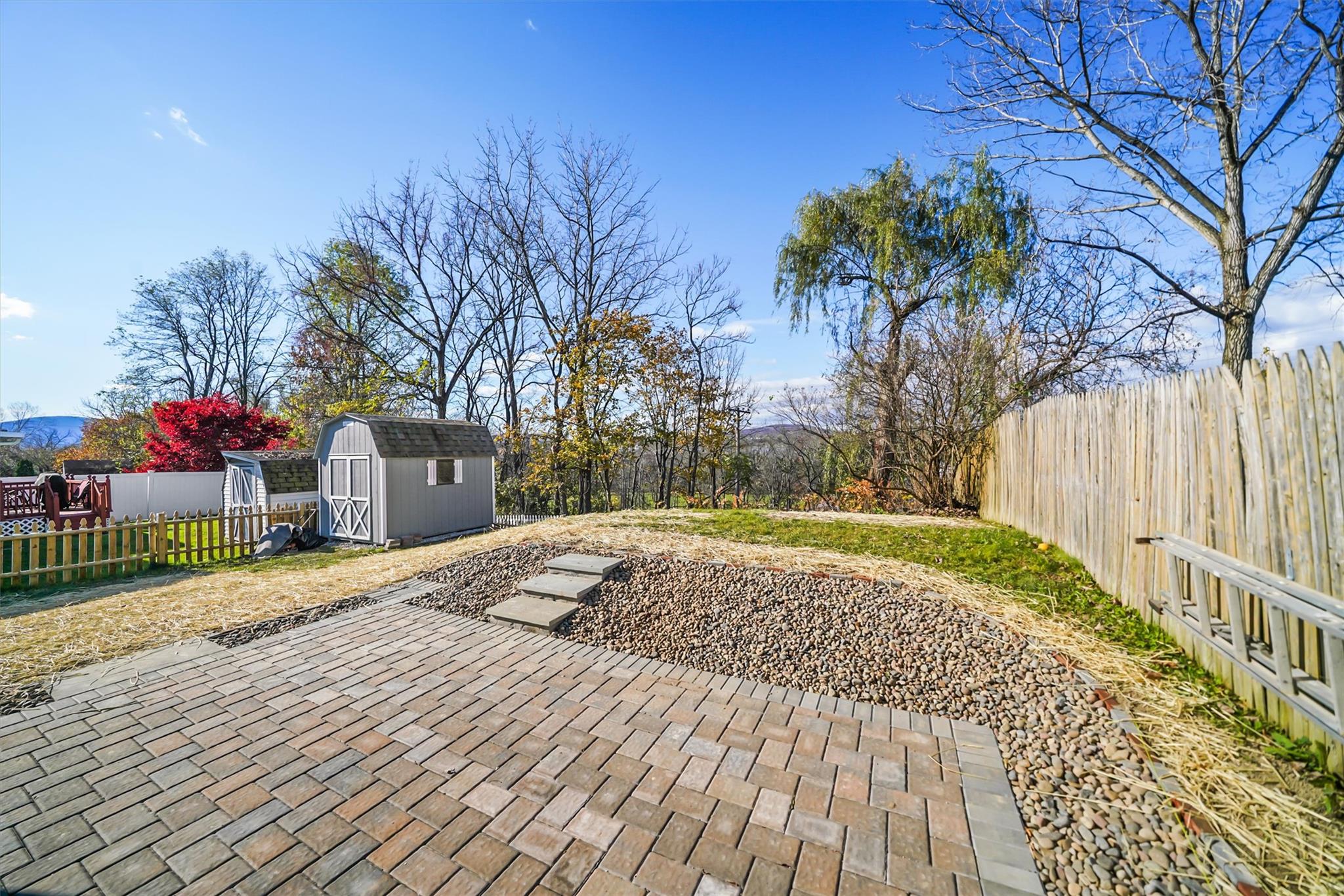 Beacon, New York 12508, United States, 3 Bedrooms Bedrooms, ,2 BathroomsBathrooms,Residential,Active,89172