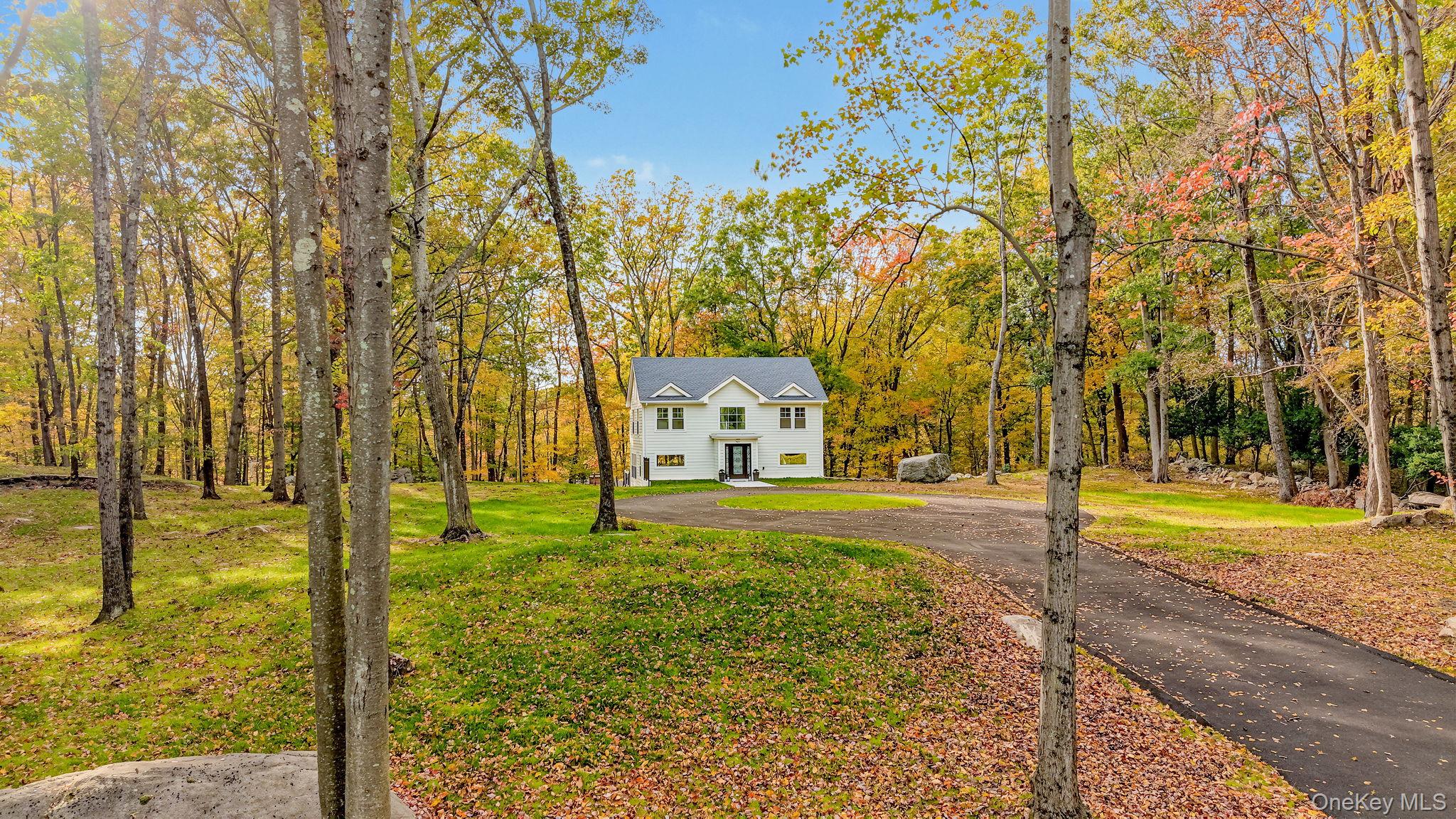 18 Laurel Road