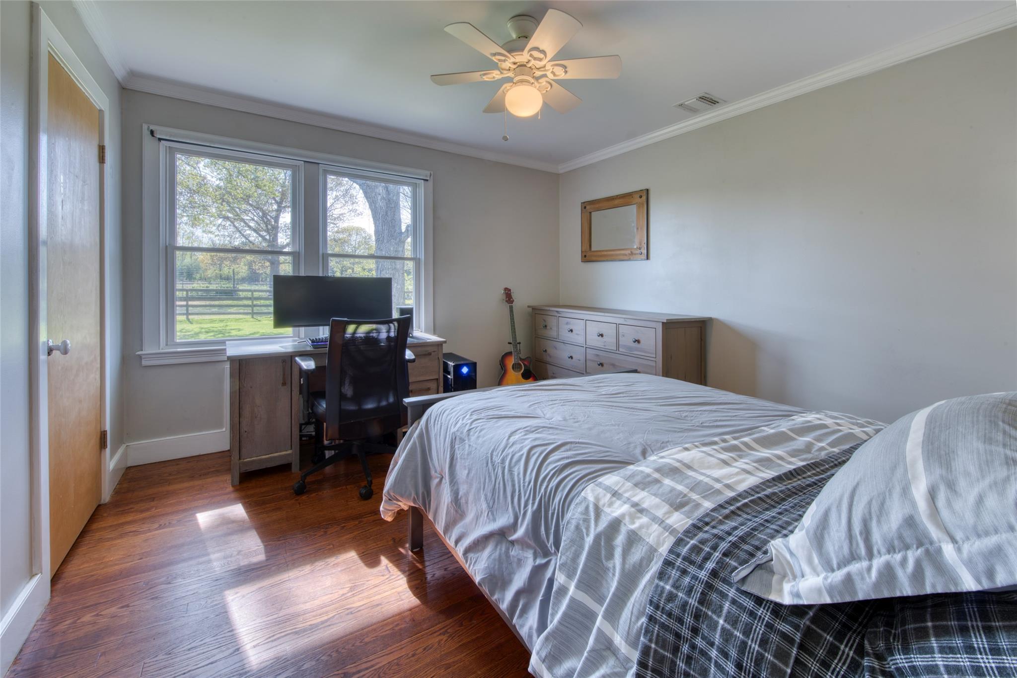 121 Fresh Pond Avenue, Calverton, New York image 11