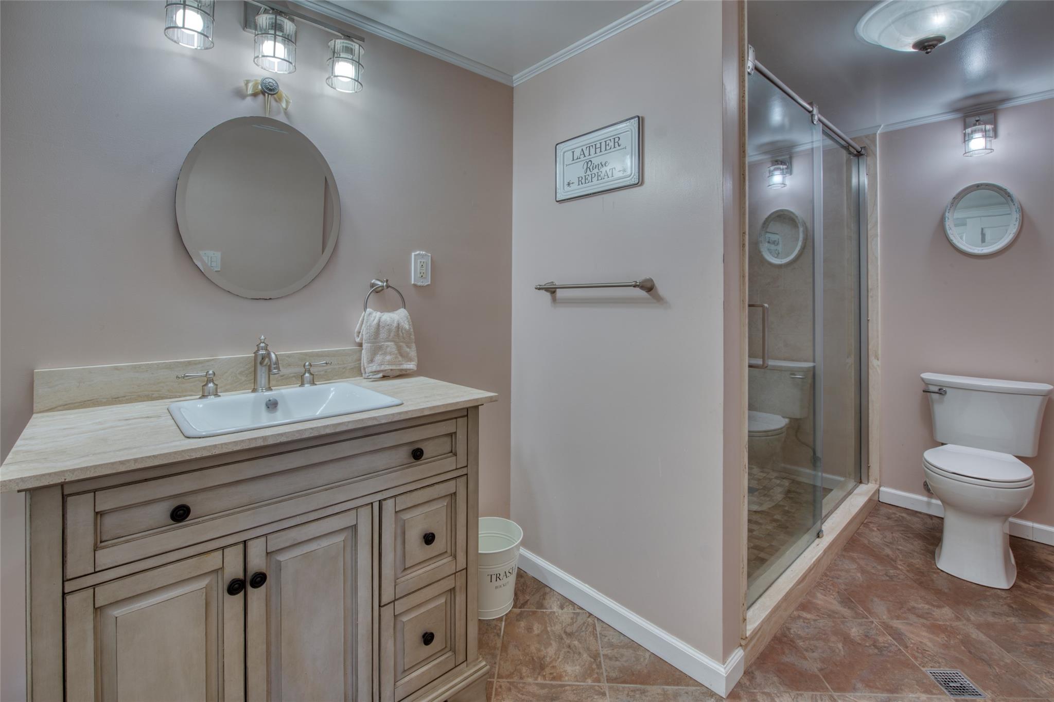 121 Fresh Pond Avenue, Calverton, New York image 12