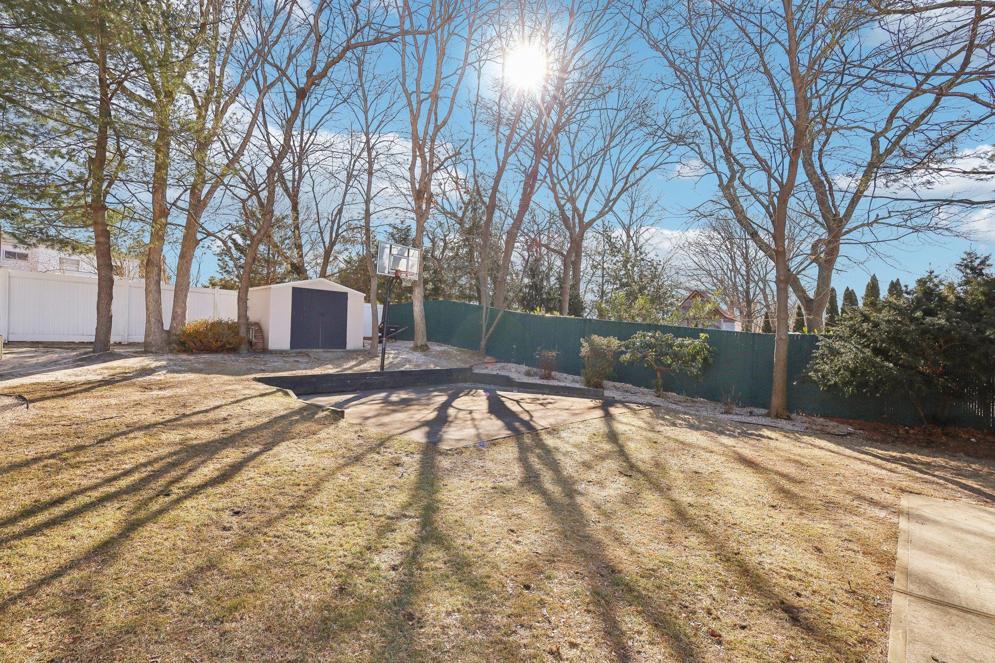 52 Brookfield Lane, South Setauket, New York image 36