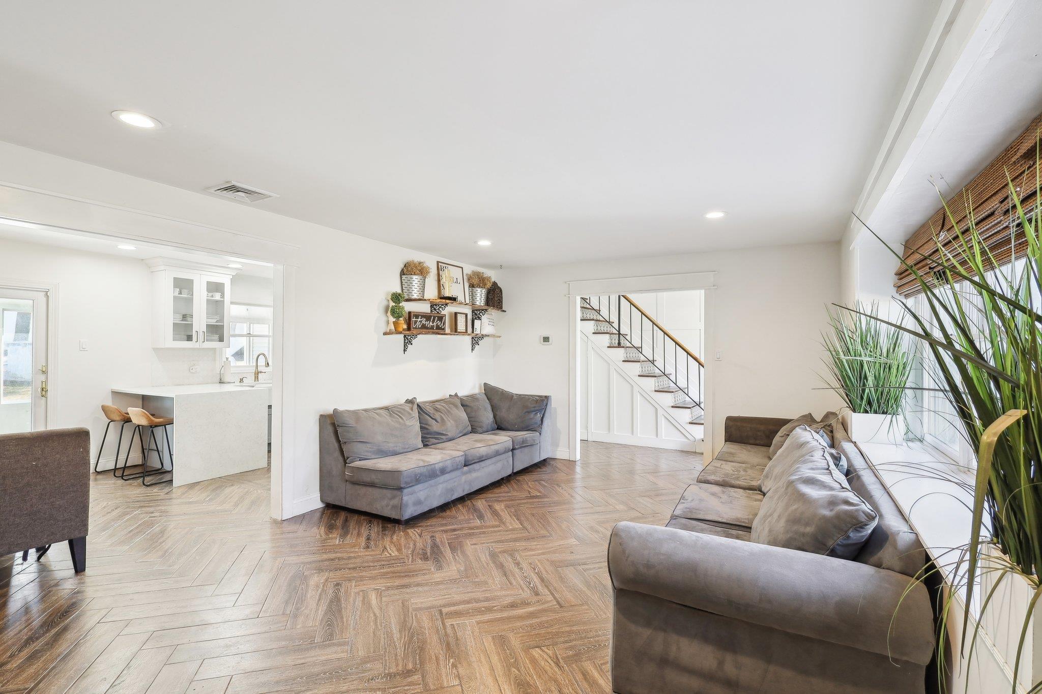 52 Brookfield Lane, South Setauket, New York image 6