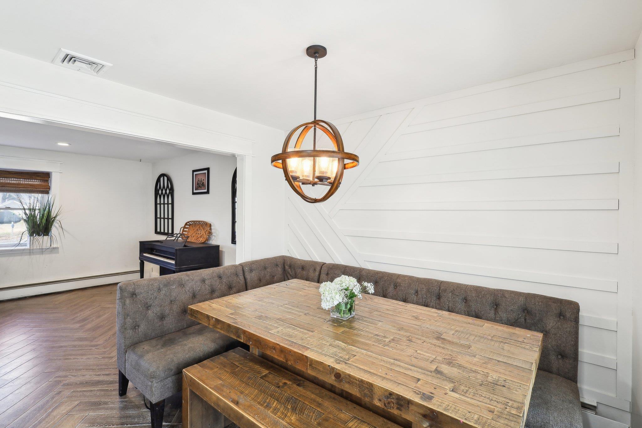 52 Brookfield Lane, South Setauket, New York image 9