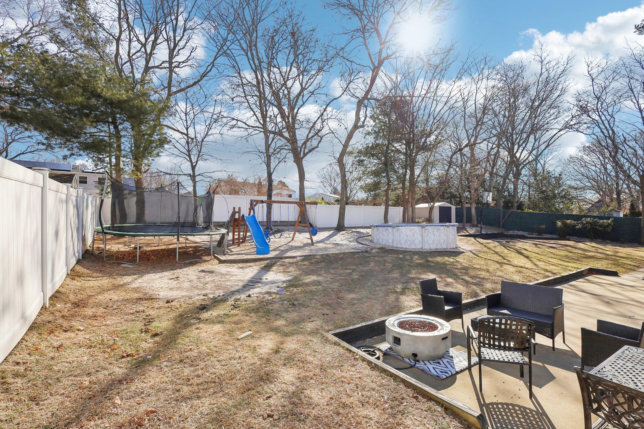52 Brookfield Lane, South Setauket, New York image 35