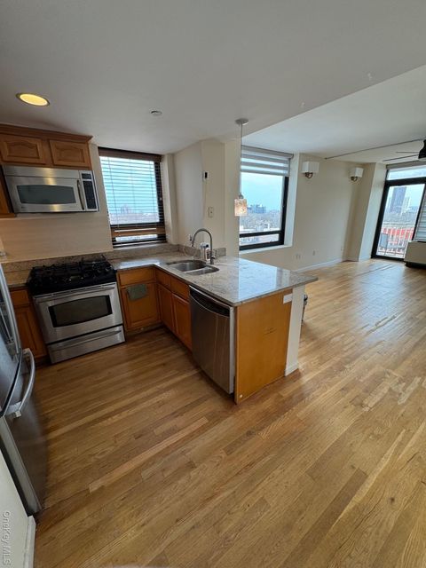 Condo For Rent - 116-24 Grosvenor Ln #11D<br/> Kew Gardens, NY 11418