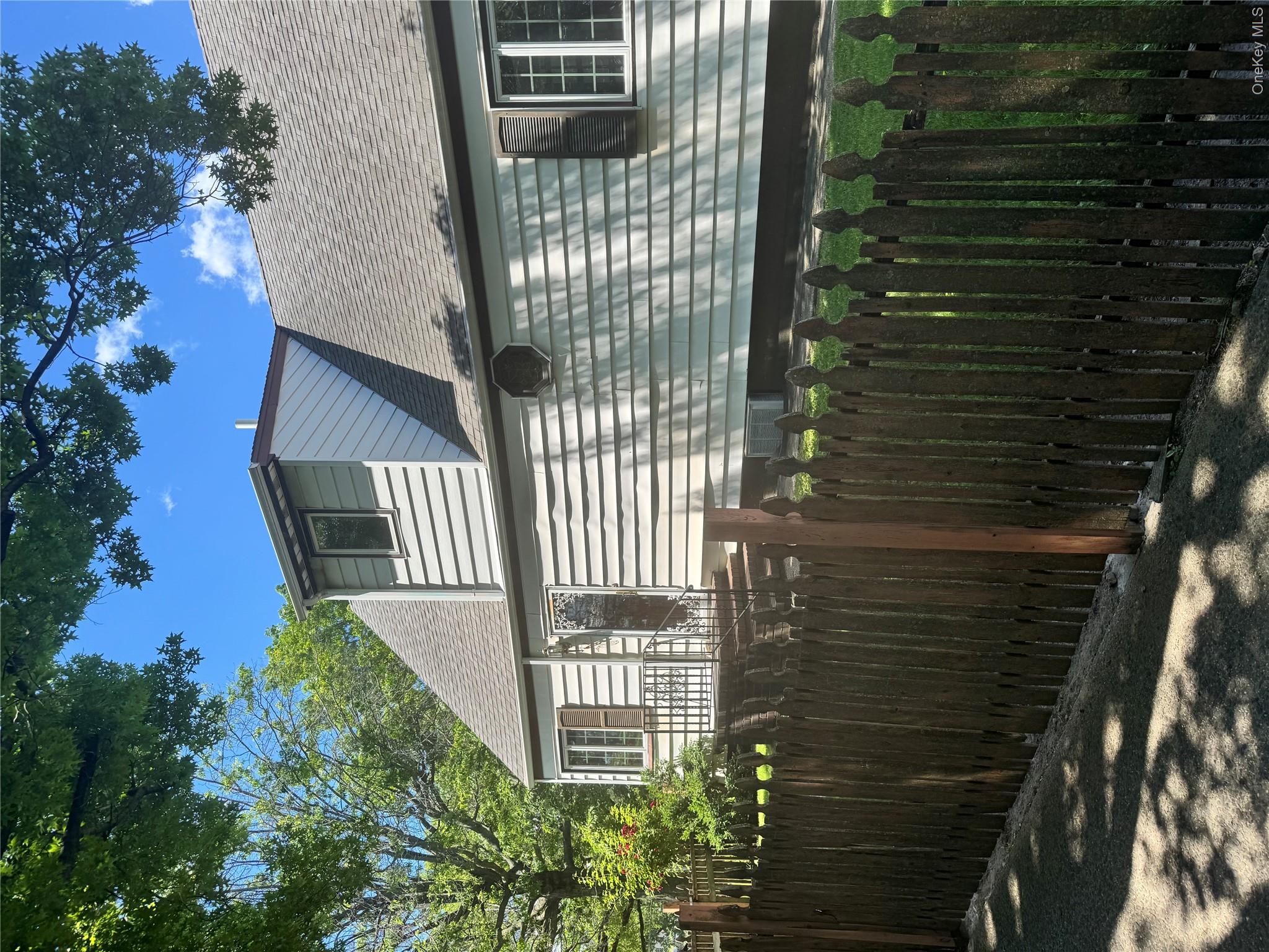 8019 Grand Central Parkway
