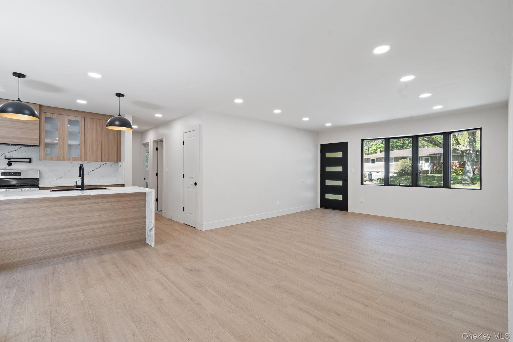 14 Ellen Place