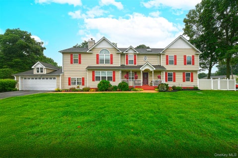 Homes For Sale - 303 Westchester Avenue<br/> West Babylon, NY 11704