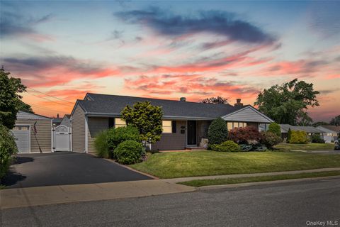 51 Plainedge Drive Bethpage NY 11714