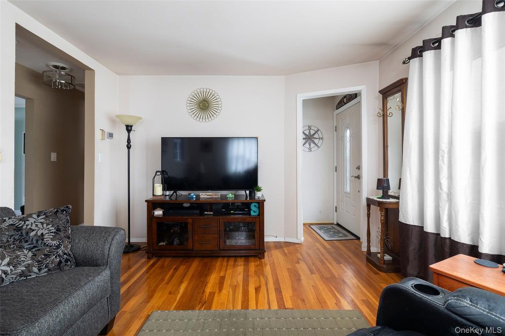 Photo of 449 51st Street, Lindenhurst, NY 11757 (MLS # 964252)