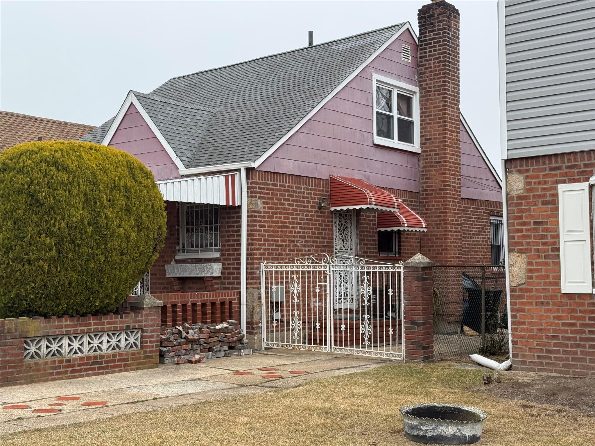 120-47 228 Street, Cambria Heights, New York image 3
