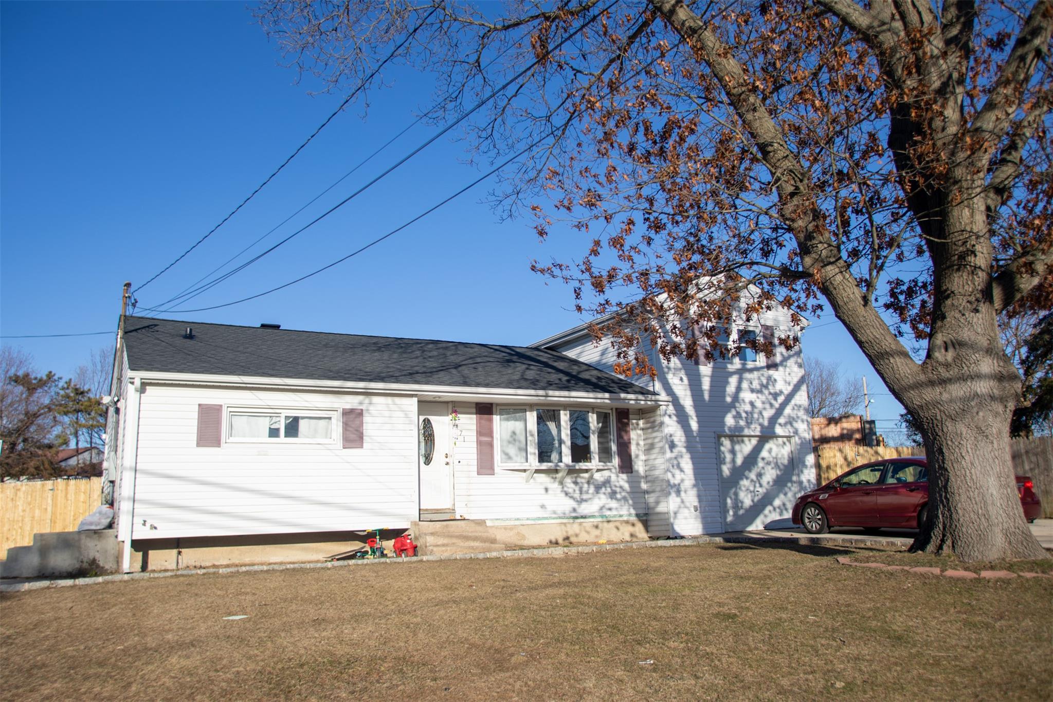 171 Claywood Drive, Brentwood, New York image 2