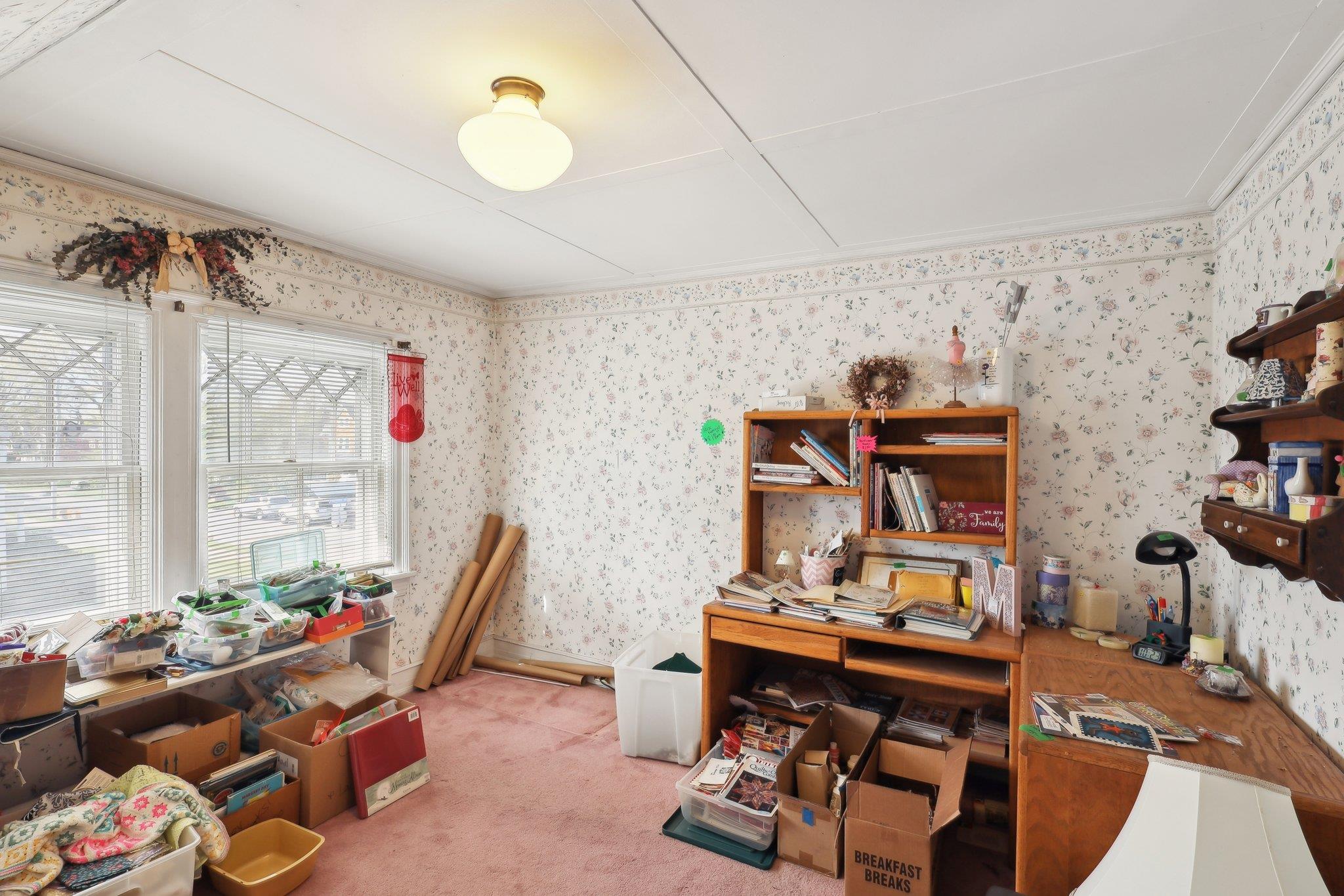 77 Church Avenue, Islip, New York image 27