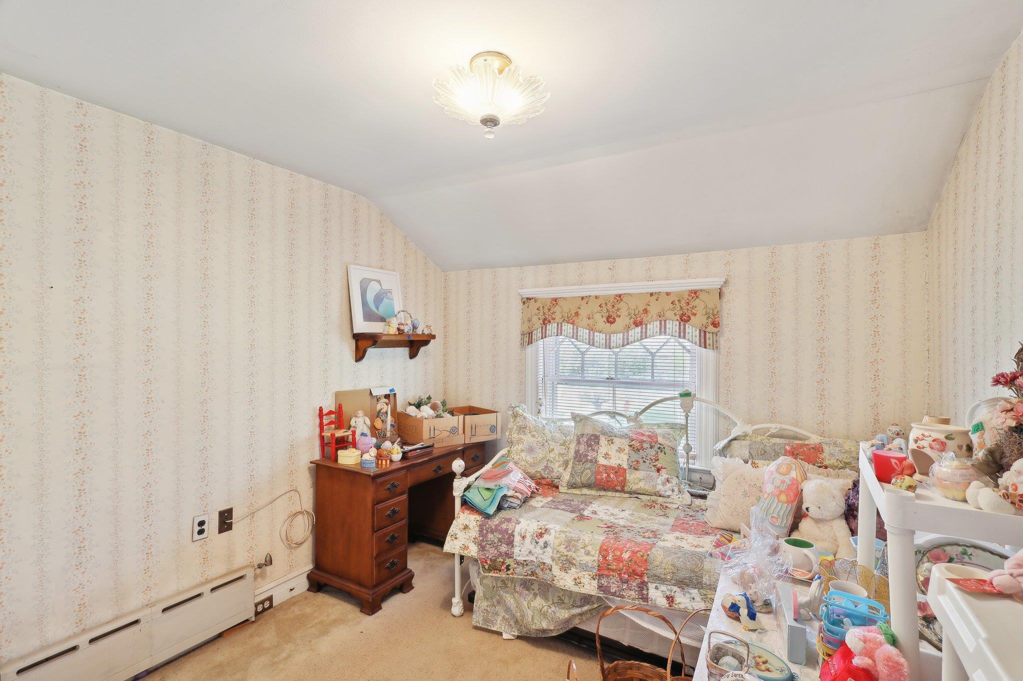 77 Church Avenue, Islip, New York image 35