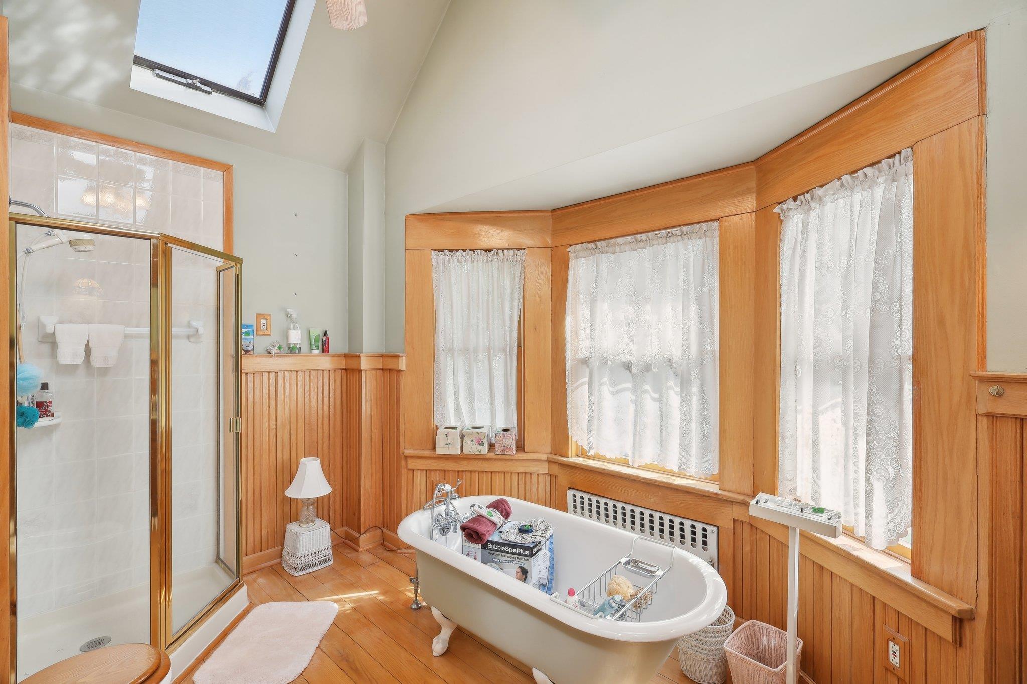 77 Church Avenue, Islip, New York image 36
