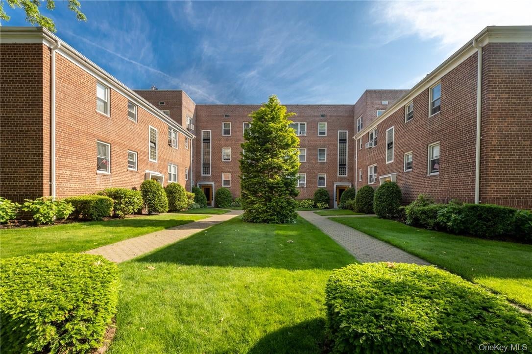 33 E Grand Street #C2C, Mount Vernon NY 10552