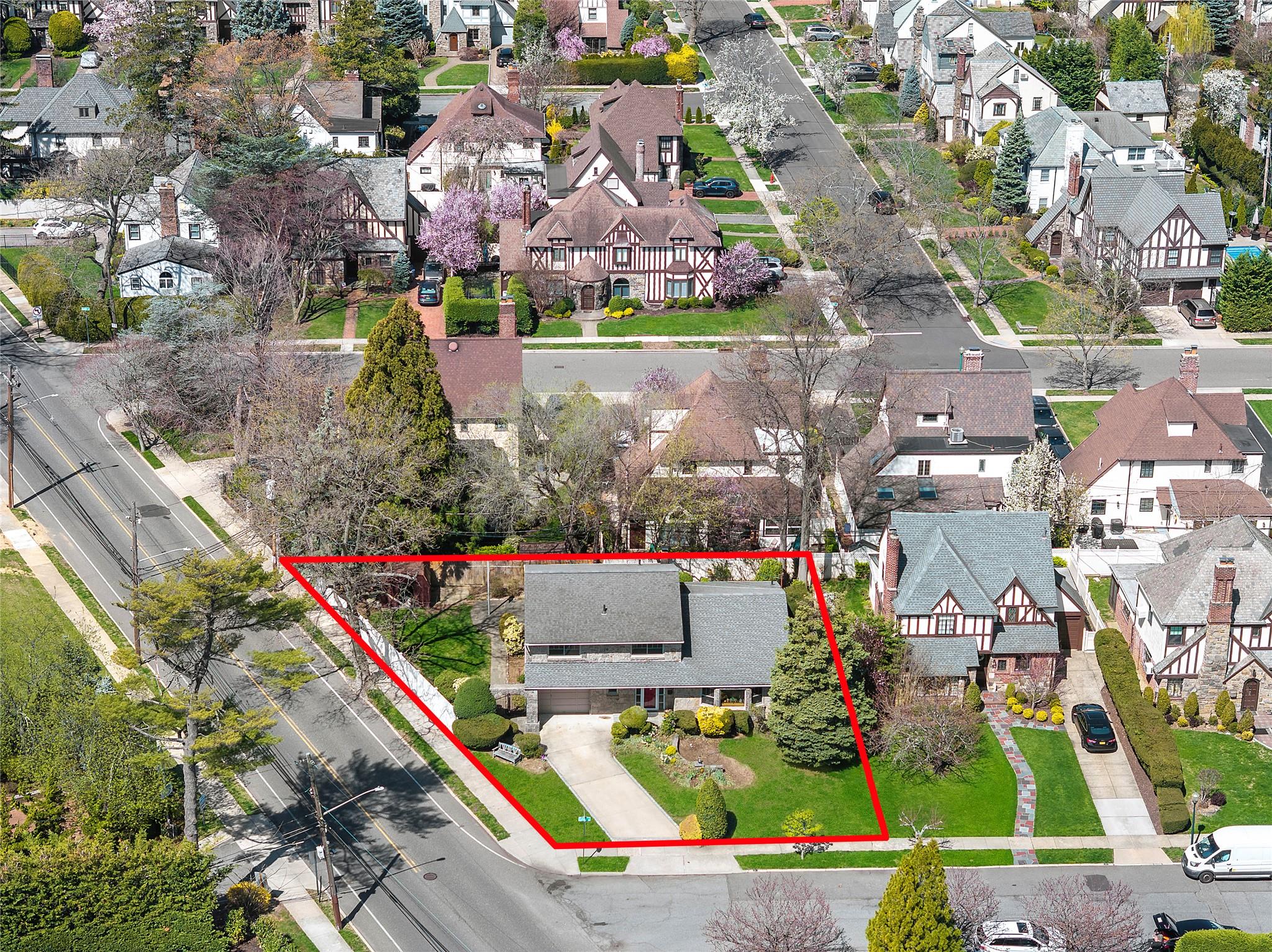 4 Oxford Place, Rockville Centre, New York image 24