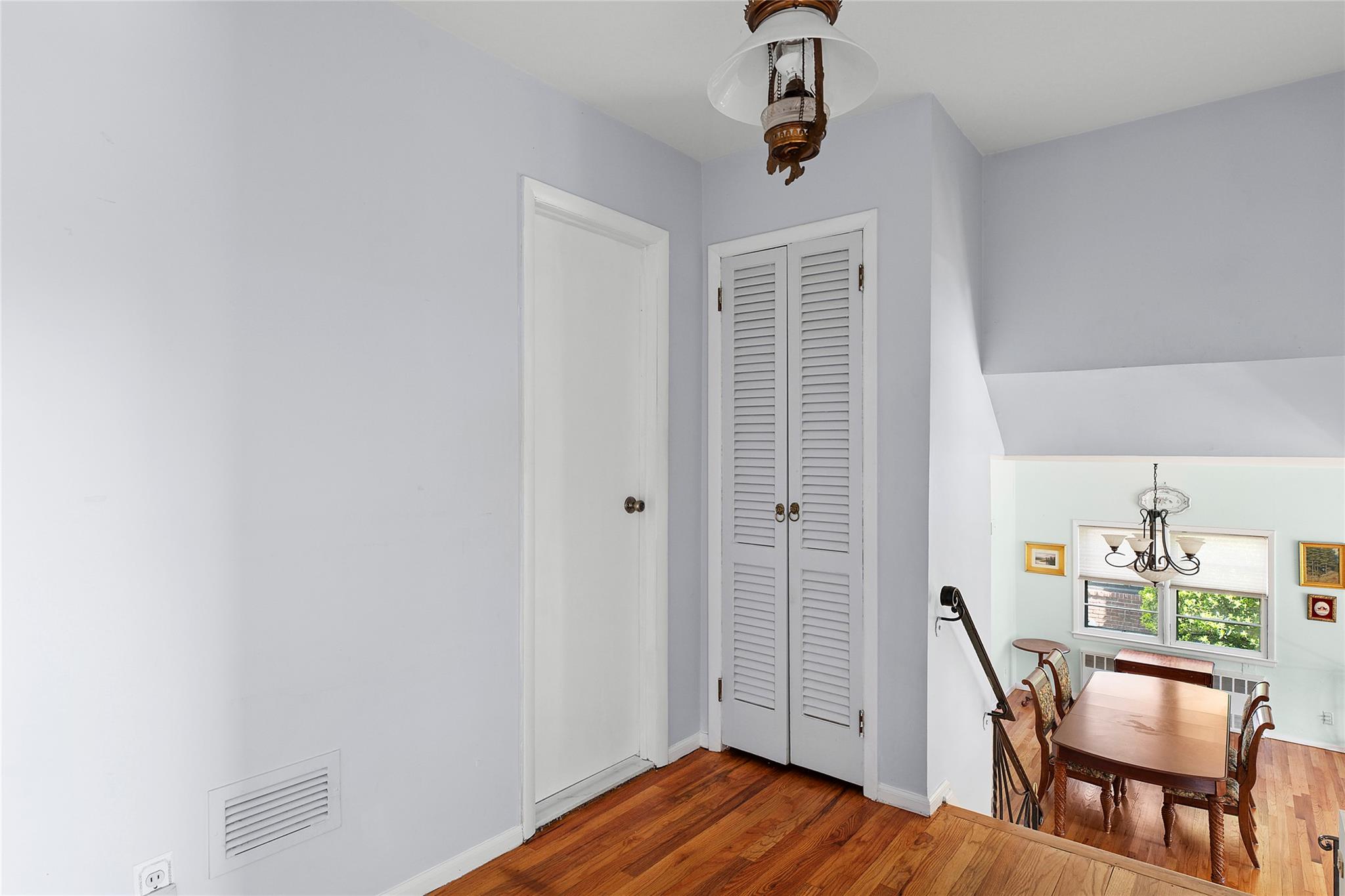 4 Oxford Place, Rockville Centre, New York image 11